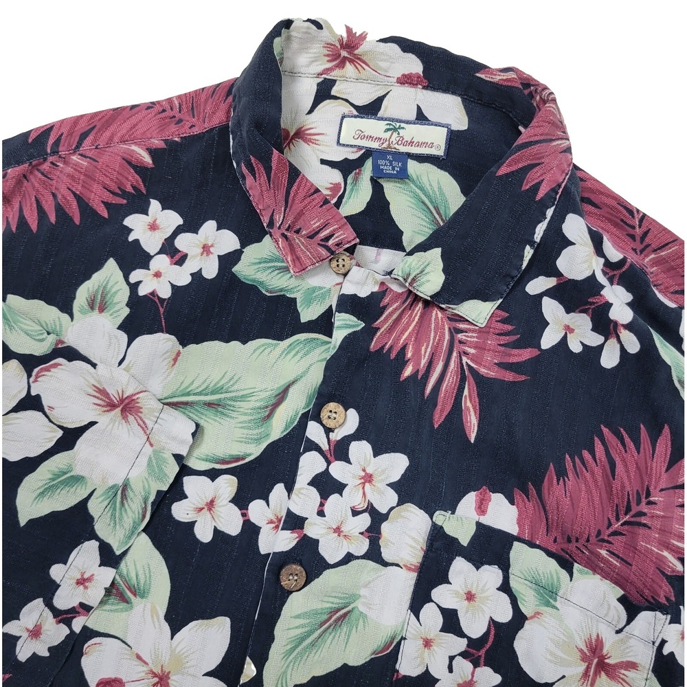 Vintage Tommy Bahama Mens XL Black Floral Hawaiian Button‎ Up 100% Silk